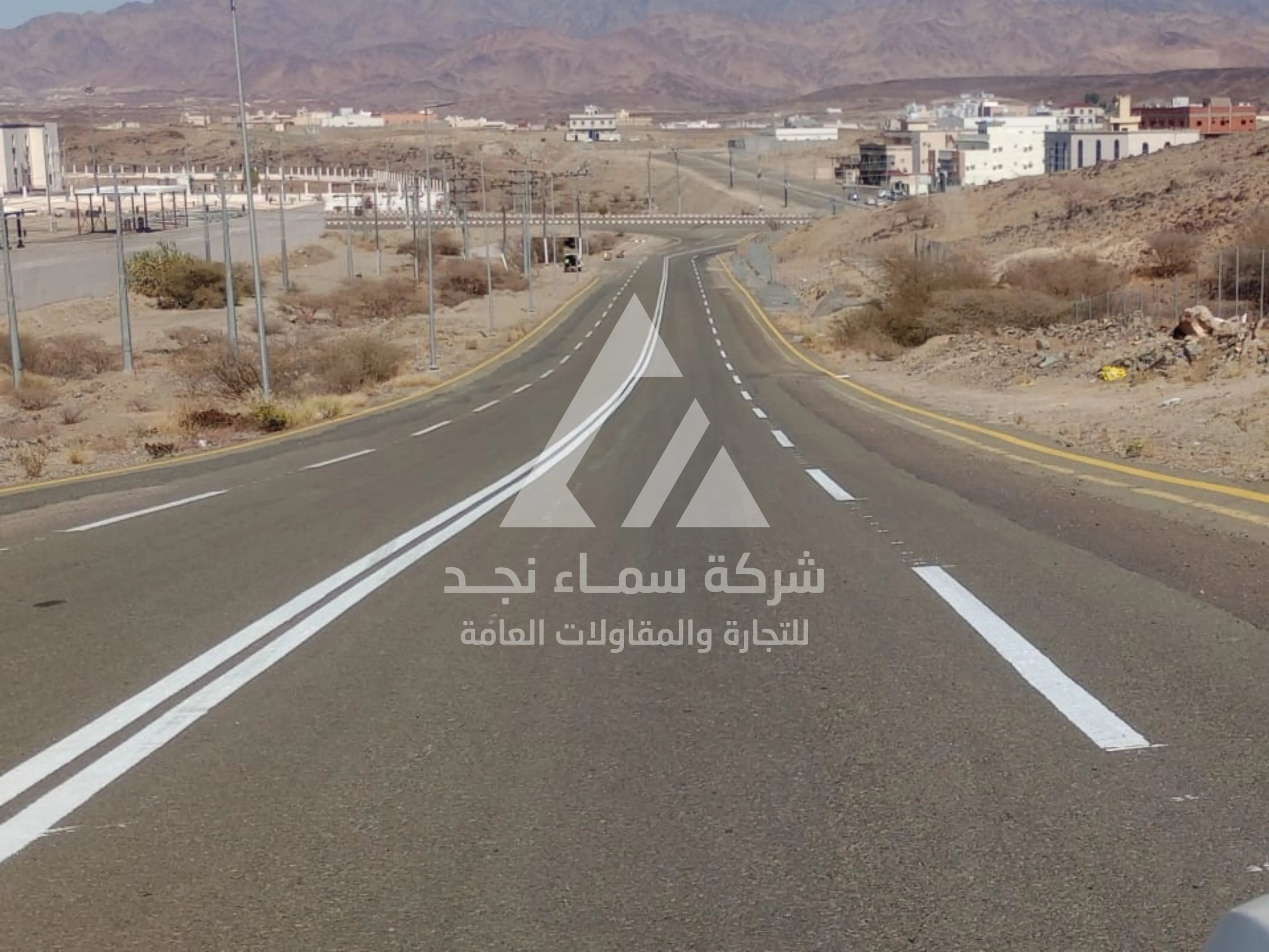 خدمات الأسفلت ورص الطرق